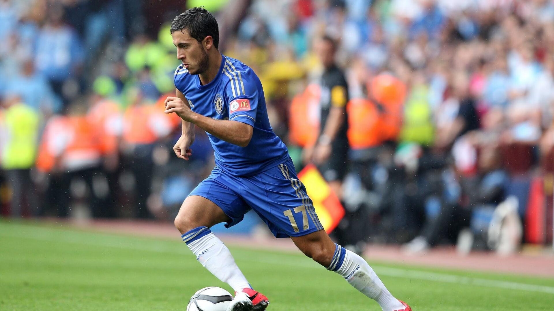 福登的跑动与传球使球队进攻节奏更具多样性，福登 速度